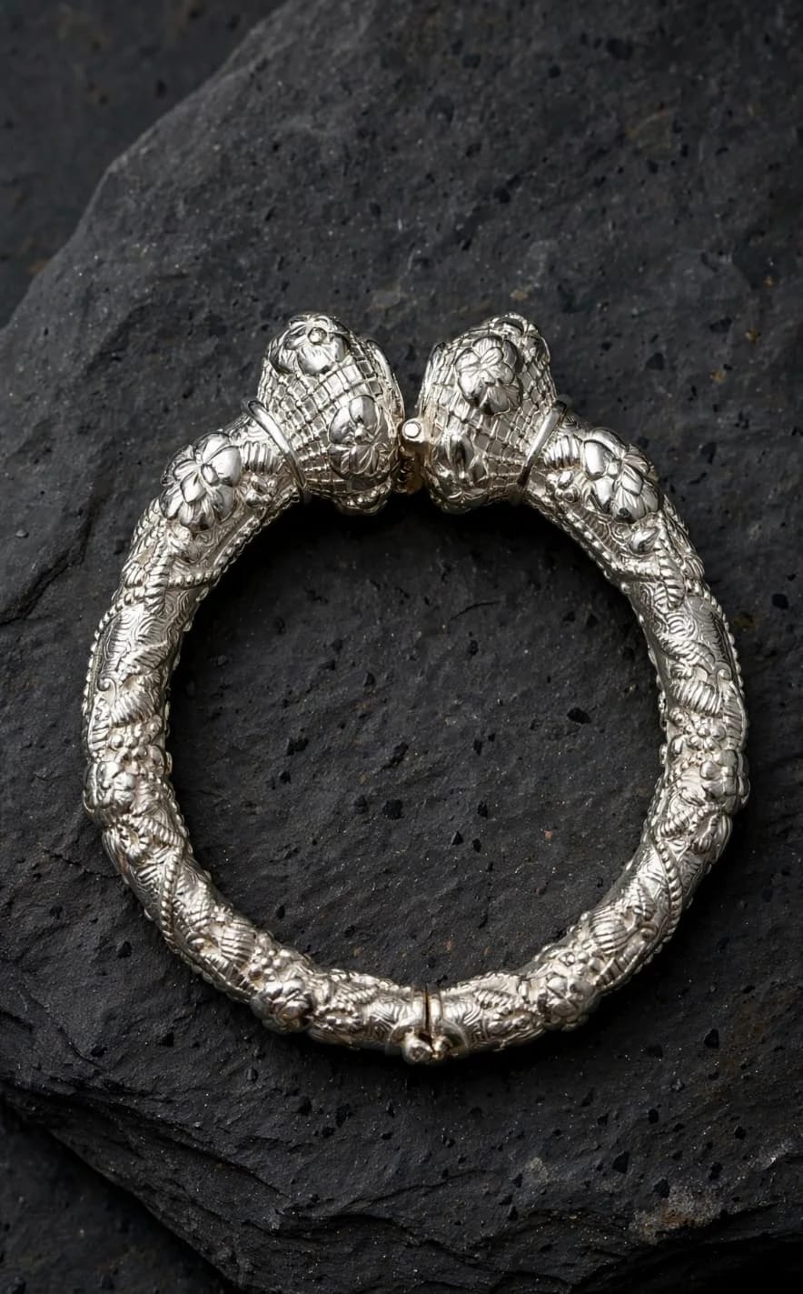 Carved Lion-Head Kada