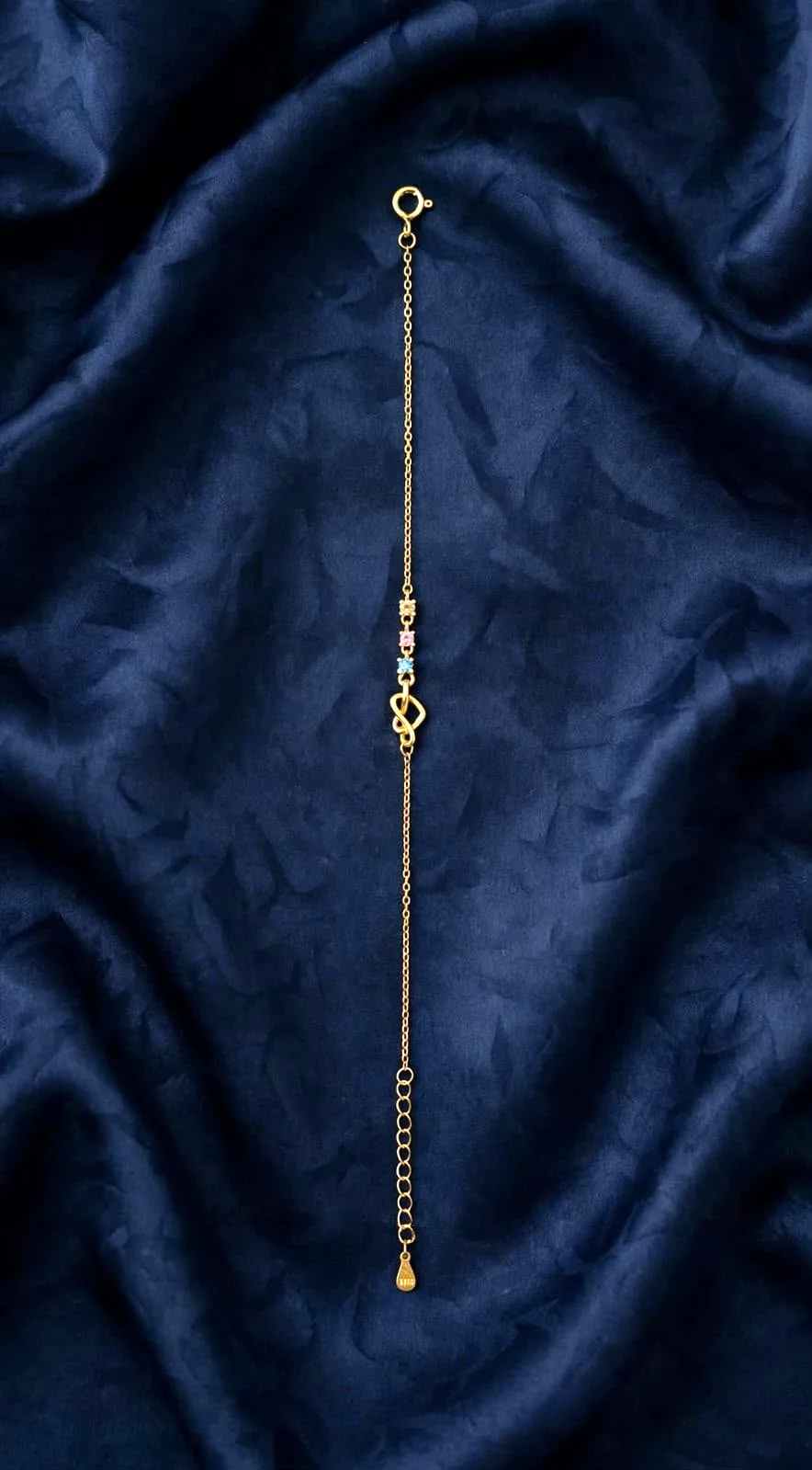 Gold-plated Infinity Knot Bracelet