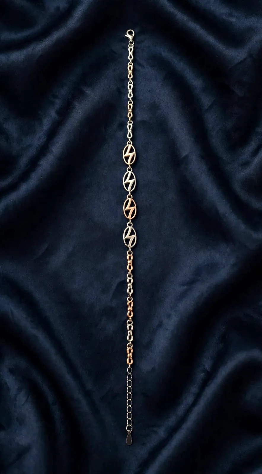 Two-Tone Zigzag Oval Link Bracelet