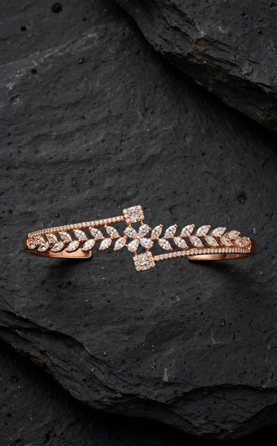Rose Gold-plated Leaf Bypass Cuff