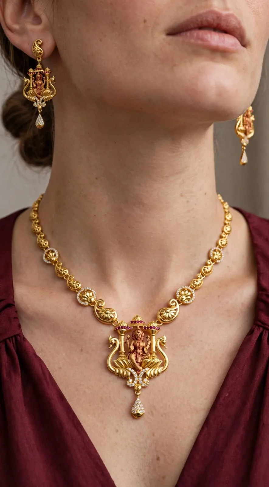 Gold-plated Swan Pair Lakshmi Necklace