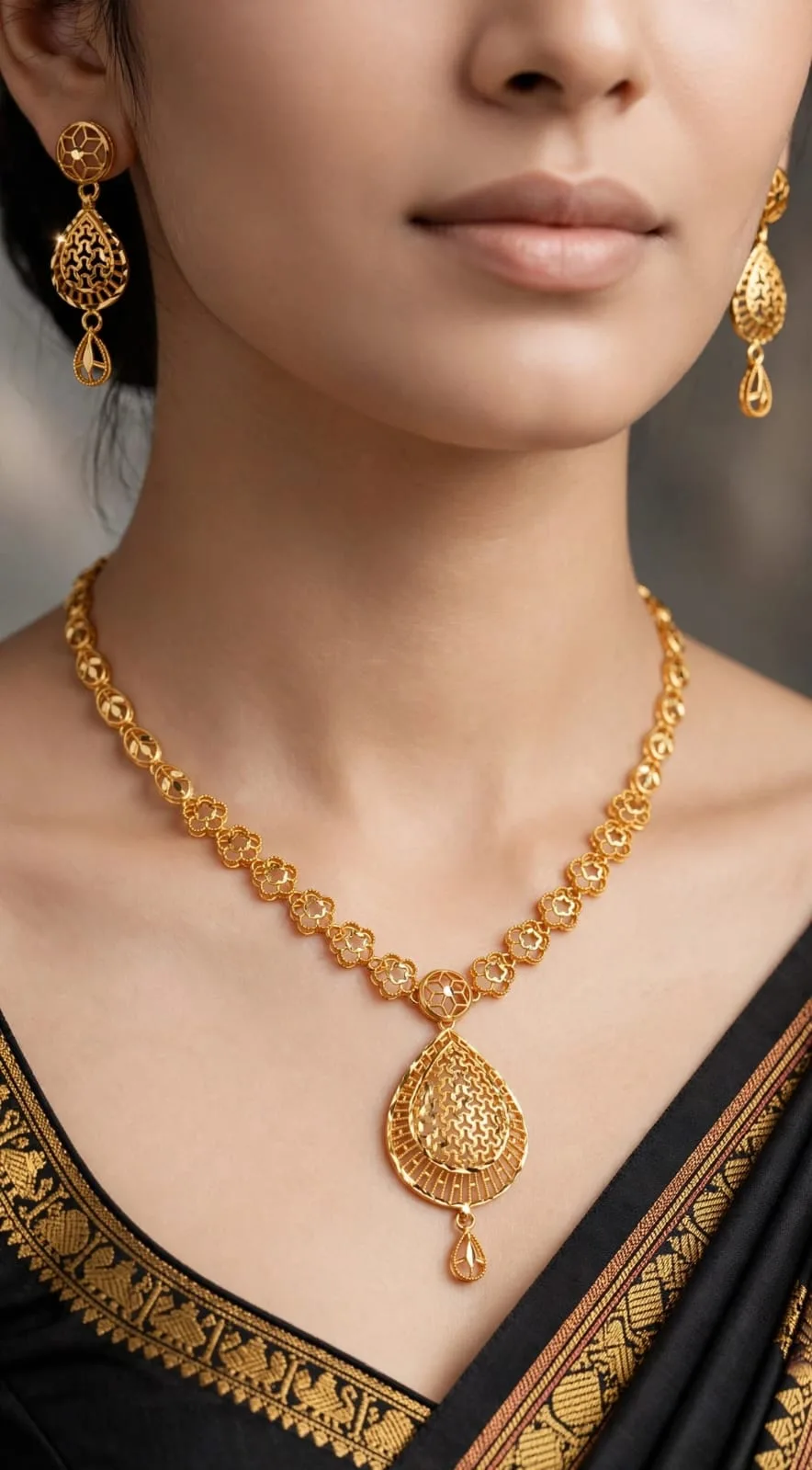 Gold-plated Filigree Pear Drop Necklace